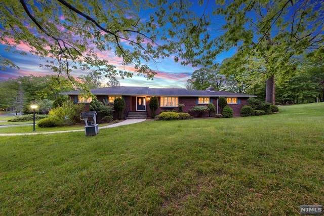 32 Grandview Avenue - Photo 1