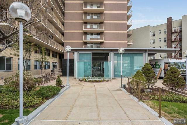 6040 Boulevard East - Photo 1