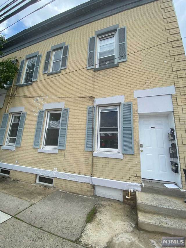 105 Franklin Street - Photo 1