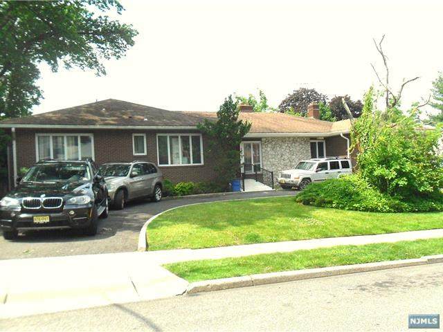 409 Hamilton Place - Photo 1
