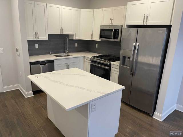 40 Park Avenue - Photo 1
