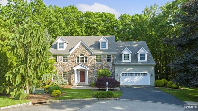 622 Bridle Path - Photo 1