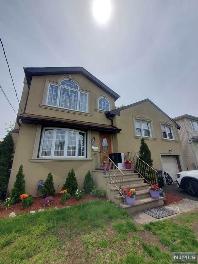 224 Division Avenue - Photo 1