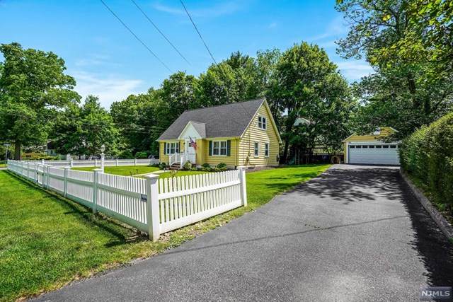22 Oak Street - Photo 1