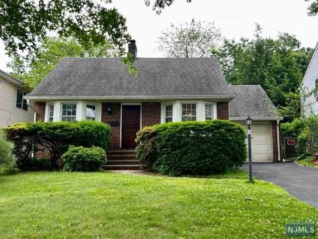 368 Chestnut Street - Photo 1