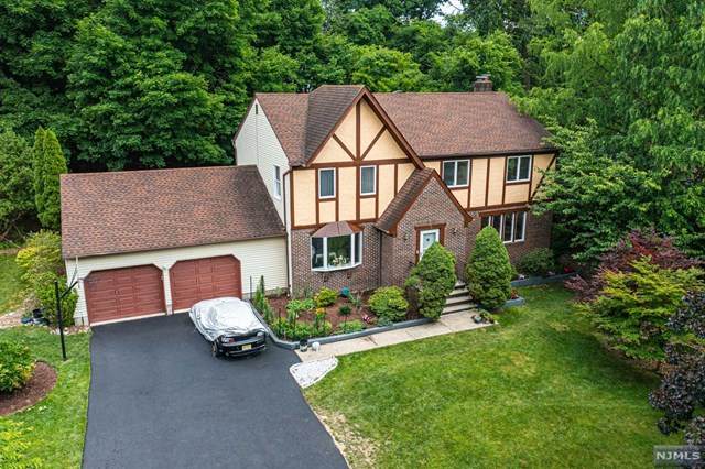 9 Henrietta Court - Photo 1