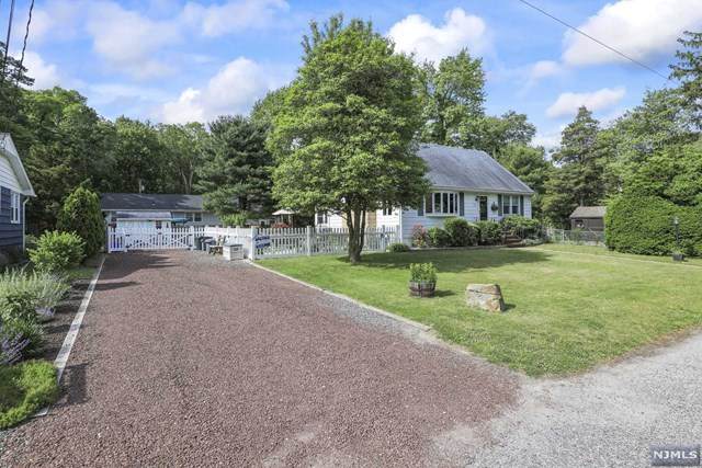 216 Barnegat Avenue - Photo 1