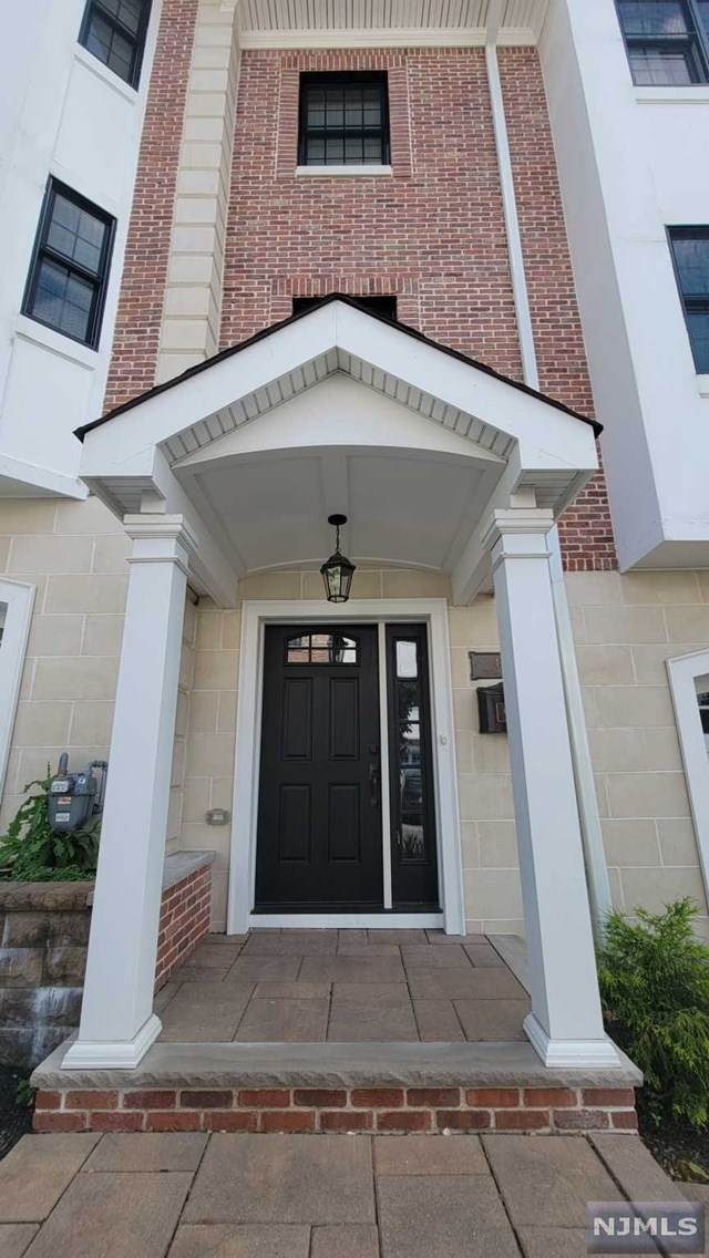 4-2 Central Avenue - Photo 1