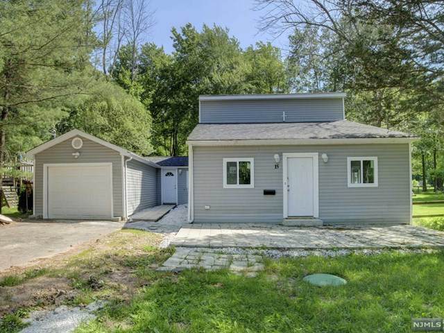 15 Louis Avenue - Photo 1
