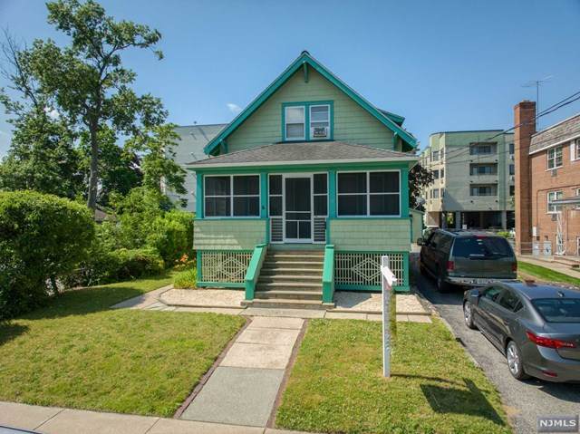 17 Oak Street - Photo 1