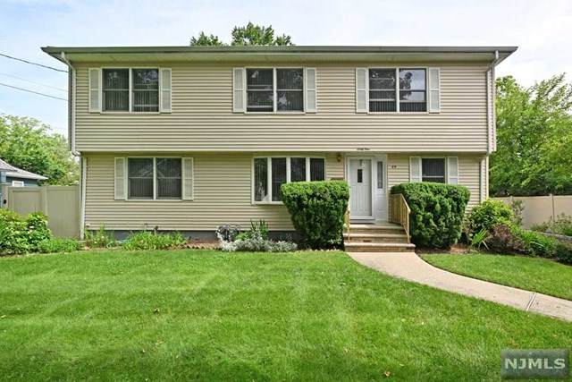 69 Regis Court - Photo 1