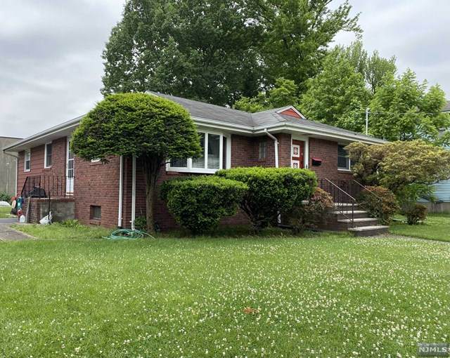 402 Falmouth Avenue - Photo 1