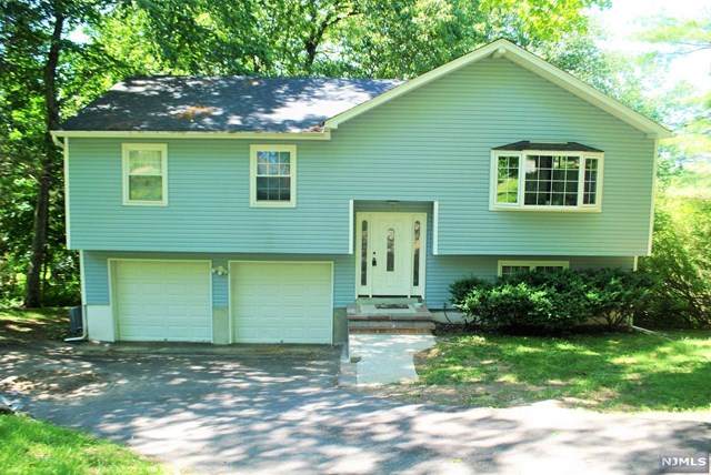 35 Scenic Drive - Photo 1