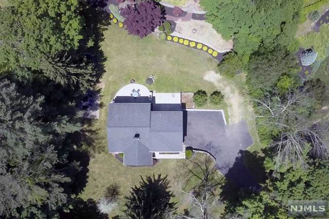 164 Mountain Avenue - Photo 1