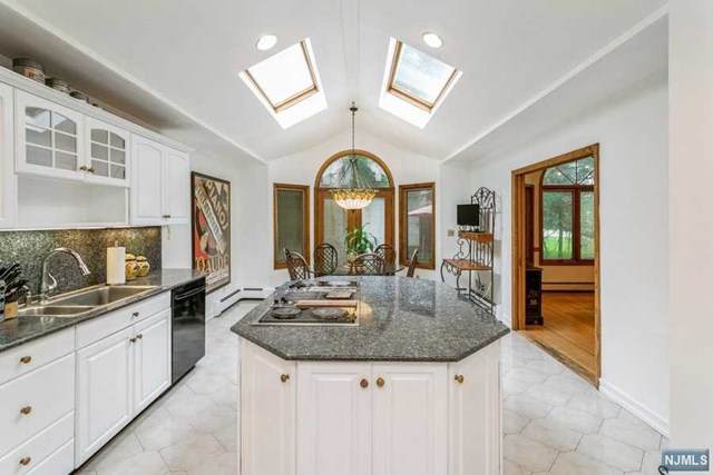 626 Sunset Avenue - Photo 1