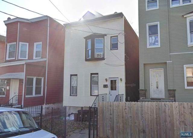 33 Fulton Avenue - Photo 1