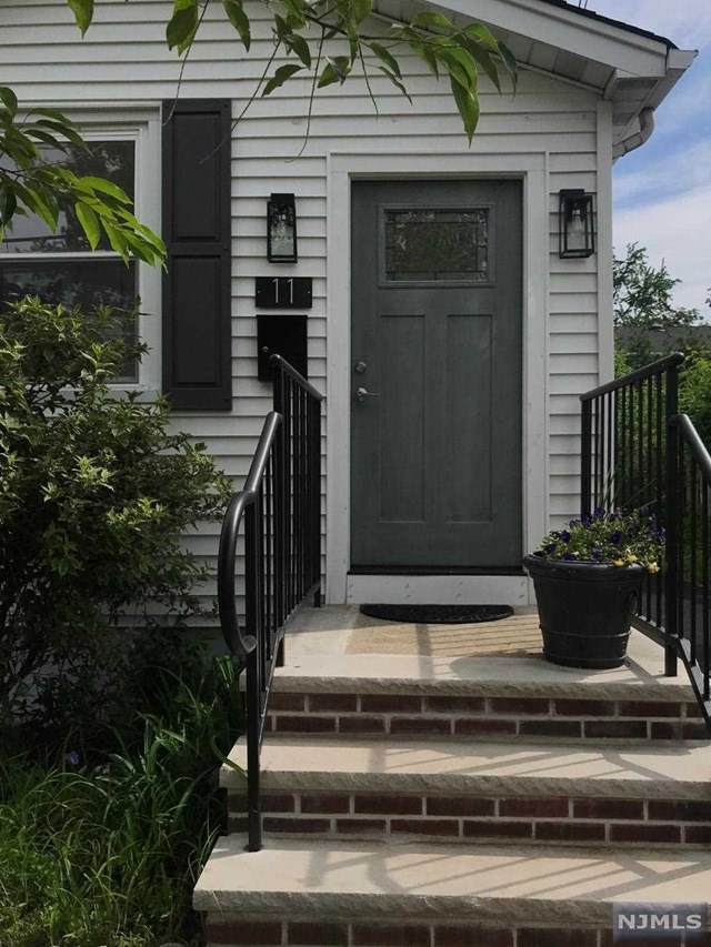 11 Holland Avenue - Photo 1