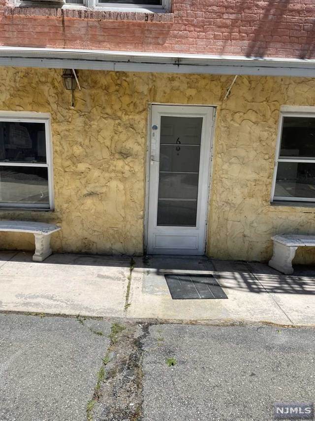 232 Lincoln Avenue - Photo 1