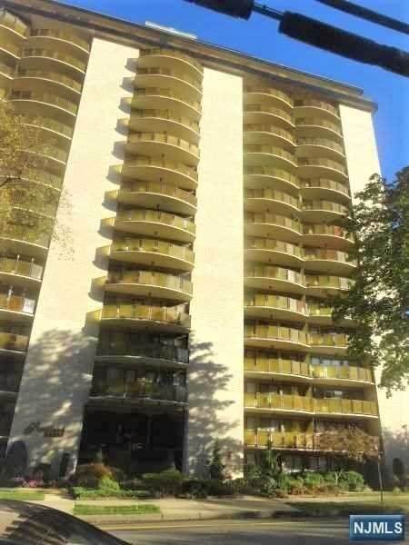 150 Overlook Avenue - Photo 1