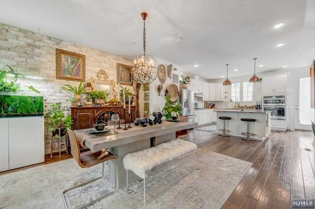 6 Litchfield Lane - Photo 1