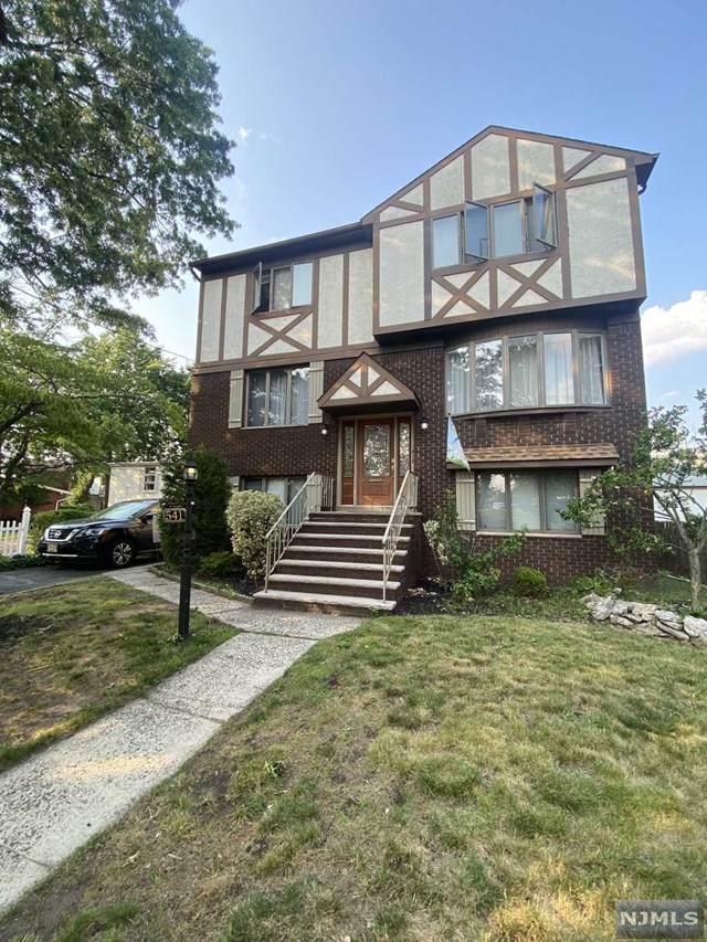 541 New York Avenue - Photo 1