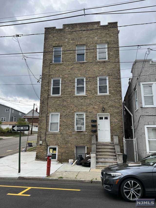344 Macarthur Avenue - Photo 1