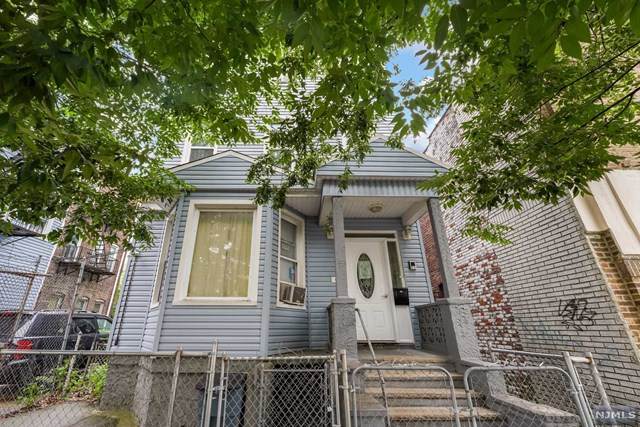 175 Duncan Avenue - Photo 1