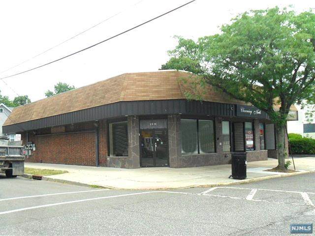 25 Hudson Avenue - Photo 1