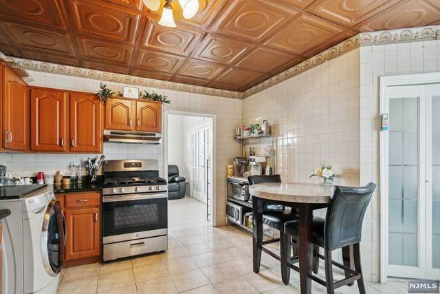 21 66th Street - Photo 1