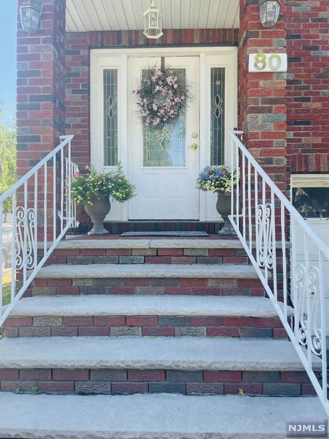 80 Saint Joseph Boulevard - Photo 1