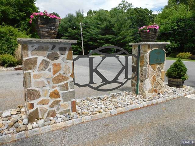 110 Glen Road - Photo 1