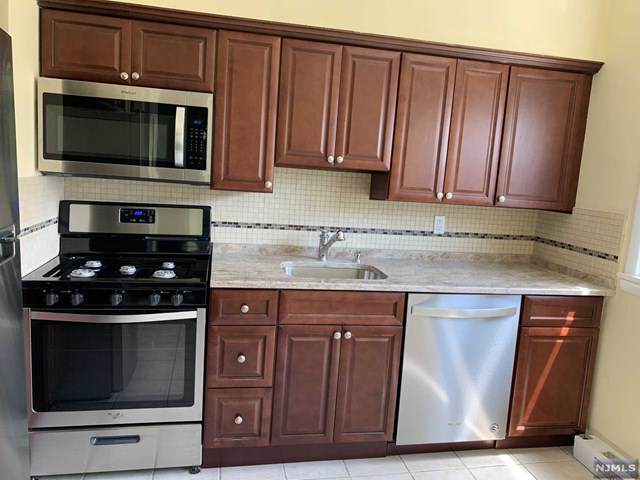 148 Nesbit Street - Photo 1