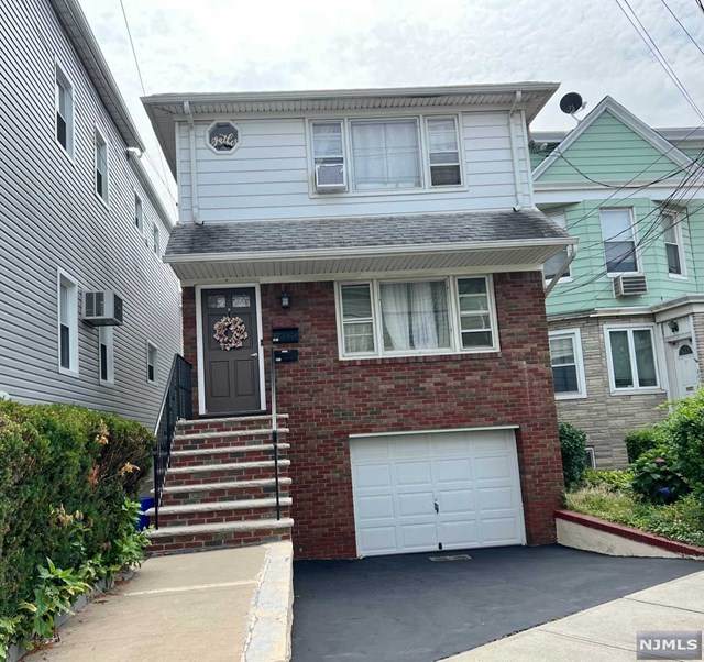 602 5th Street - Photo 1