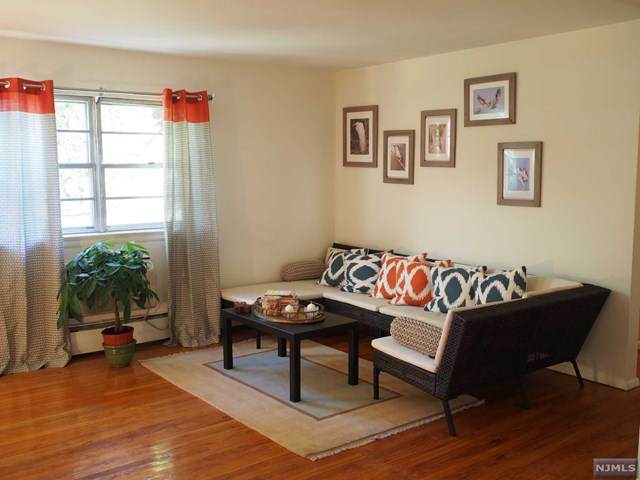 400 Knickerbocker Road - Photo 1