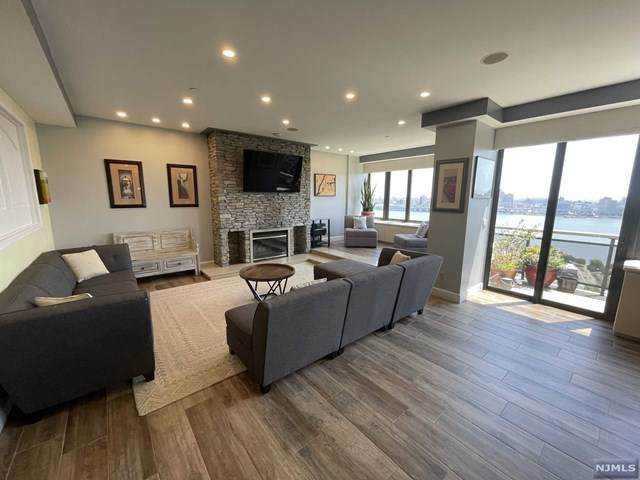 100 Carlyle Drive - Photo 1