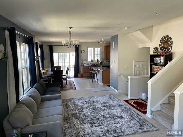 2 Truman Drive - Photo 1