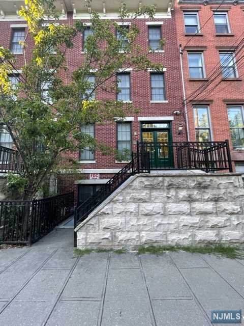 244 6th Street - Photo 1