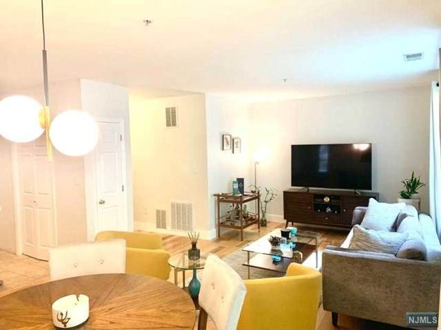 57 Mountainview Court - Photo 1