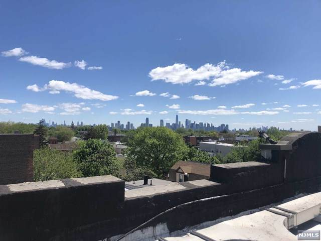 1870 John F Kennedy Boulevard - Photo 1