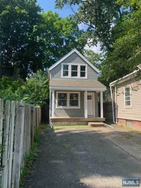 31 Cross Street - Photo 1