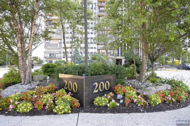 200 Winston Drive - Photo 1