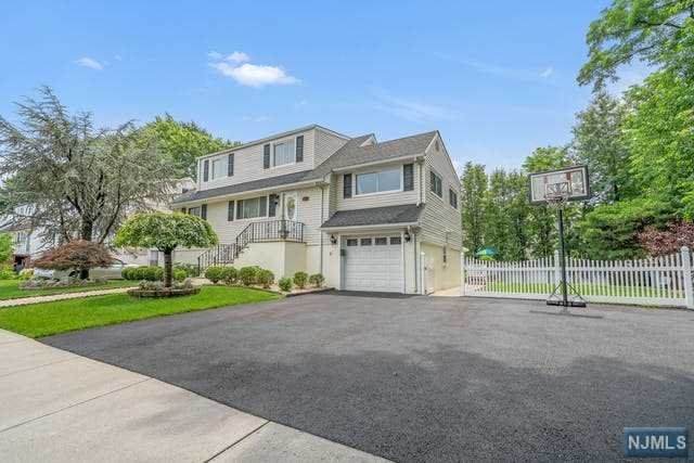 5 Monroe Street - Photo 1