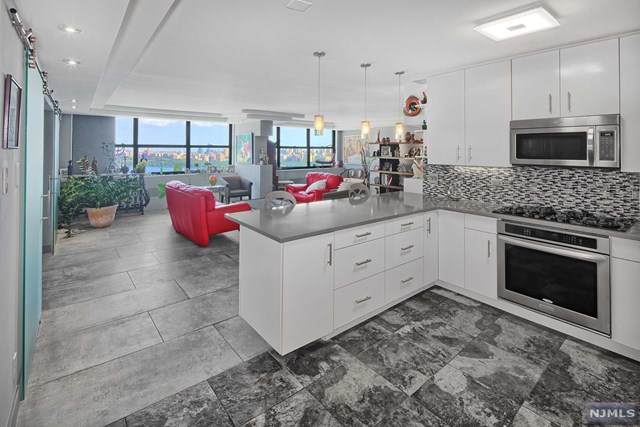7004 Boulevard East - Photo 1