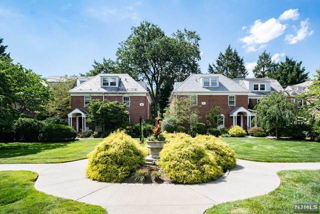 185 Palisade Avenue - Photo 1