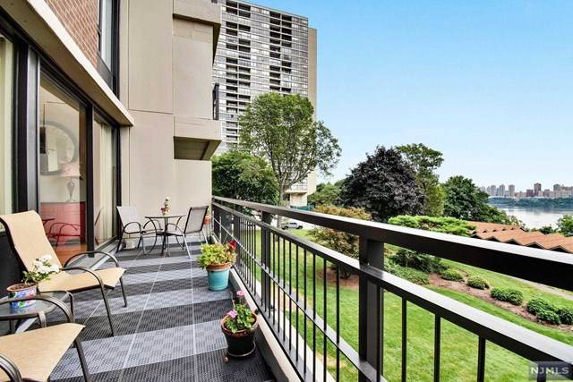 2 Horizon Road - Photo 1