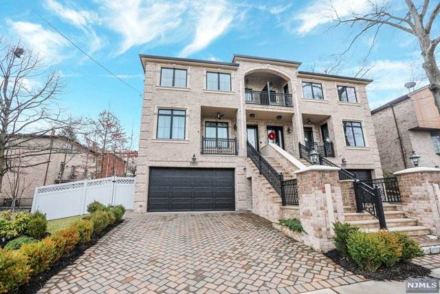 1590 West Street - Photo 1