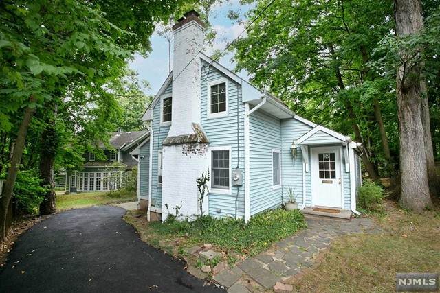 39 Depeyster Avenue - Photo 1
