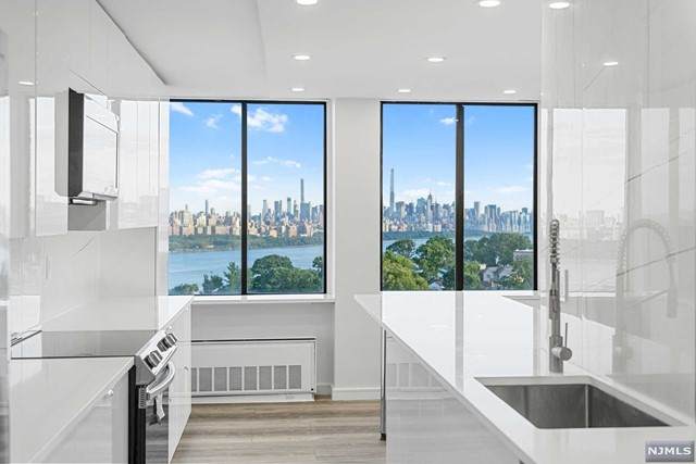 200 Winston Drive - Photo 1