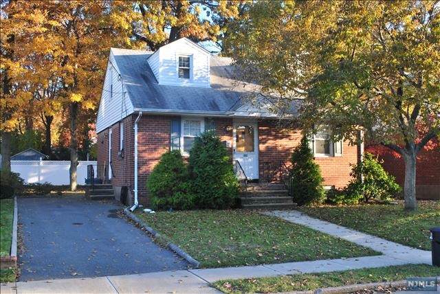40 Berdan Street - Photo 1
