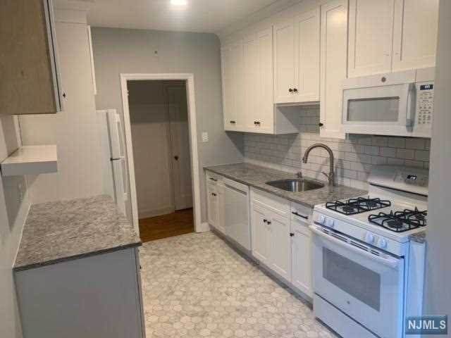 155 Union Avenue - Photo 1